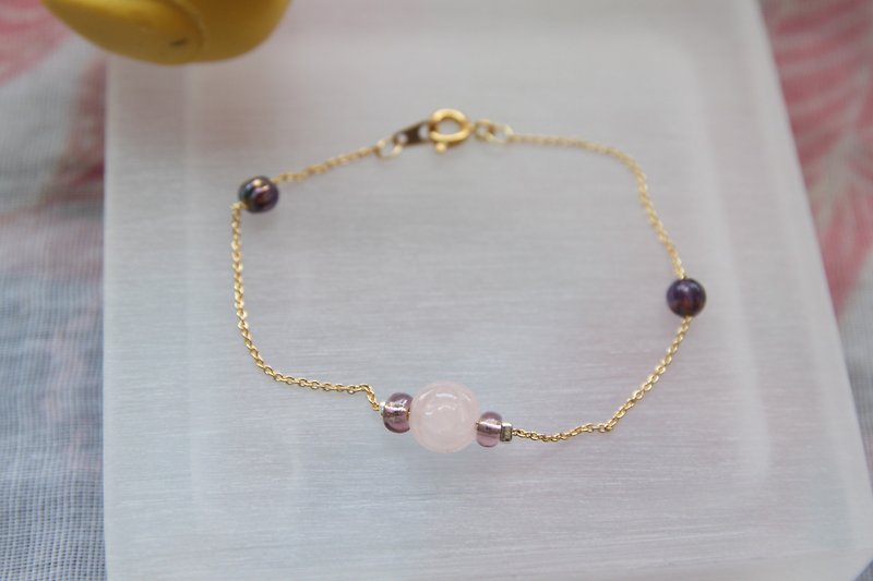 Natural carved gilt rose quartz bracelet - Bracelets - Other Metals Pink