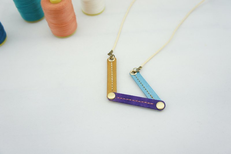 「Paper  Jewelry 」三色铆釘 colorful pivot (土黃x深紫x霧藍) - 項鍊 - 紙 多色