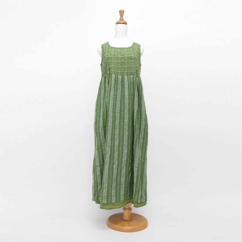 │moderato│ 綠野仙蹤刺繡圖騰古著洋裝│復古女孩.倫敦男孩.文藝青年 - 洋裝/連身裙 - 繡線 綠色