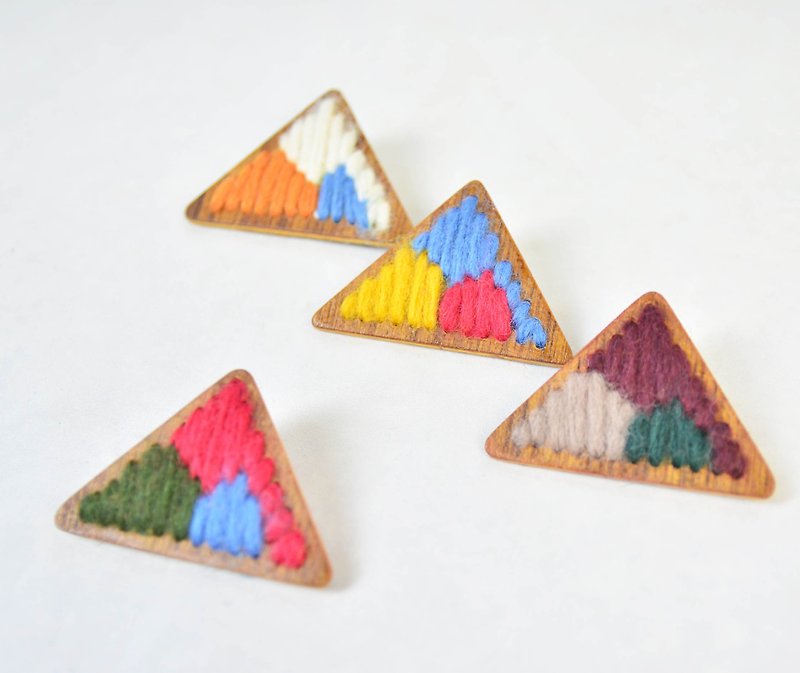 Wool/Wooden Pins-Rice Ball-Fair Trade - Brooches - Other Materials Multicolor