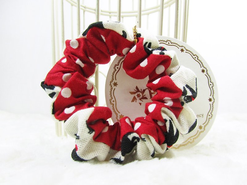 Hand made small hair scrunchy- Black cat fashion - Hair Accessories - Other Materials Red