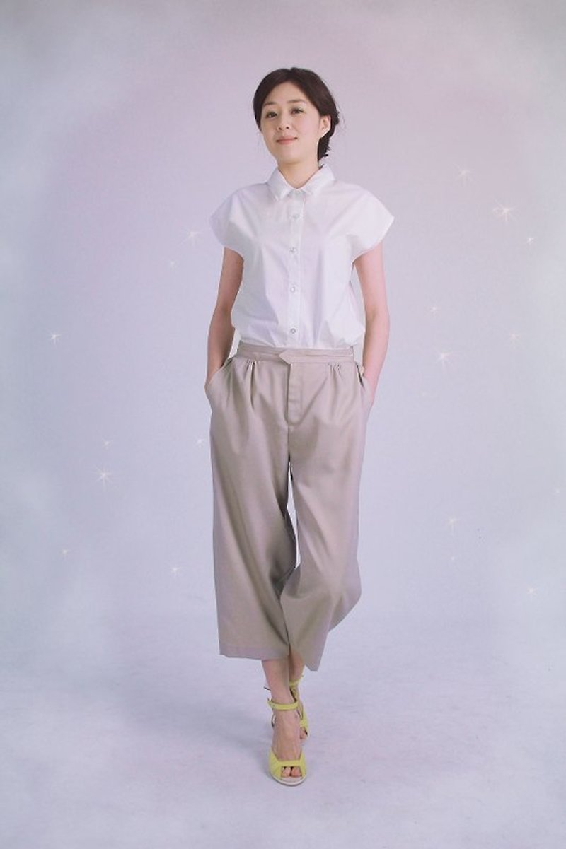 Bucca Drop Shoulder Shirt Top with Stuffing Collar - เสื้อเชิ้ตผู้หญิง - ผ้าฝ้าย/ผ้าลินิน ขาว