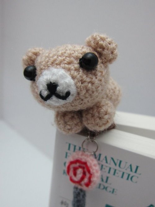 Lollipop bear. Bookmarks