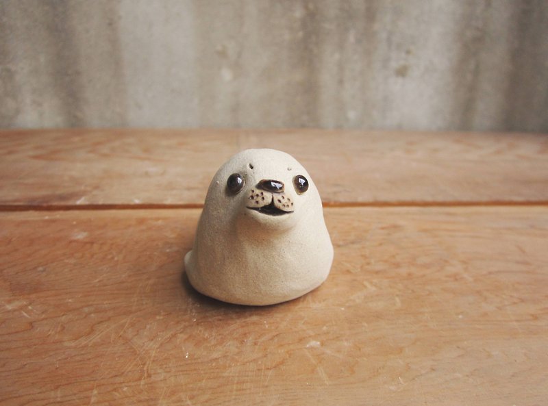 The Lost Arctic-Baby Seal - ของวางตกแต่ง - วัสดุอื่นๆ 