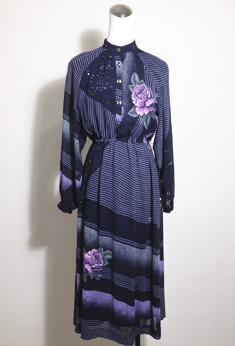 When Vintage [blue geometric light antique flowers long dress] abroad back to vintage dress VINTAGE - One Piece Dresses - Other Materials Multicolor
