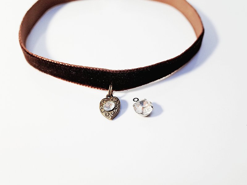 W&Y Atelier - Brown Choker , Heart Necklace (4 colors) - สร้อยคอ - วัสดุอื่นๆ สีนำ้ตาล