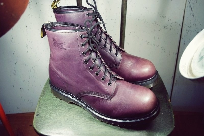 ~後菜園~二手古著英倫 Dr.Martens 紫色八孔中統靴(尺碼UK11號可穿) VINTAGE/USED/MOD'S - 男休閒鞋 - 真皮 紫色