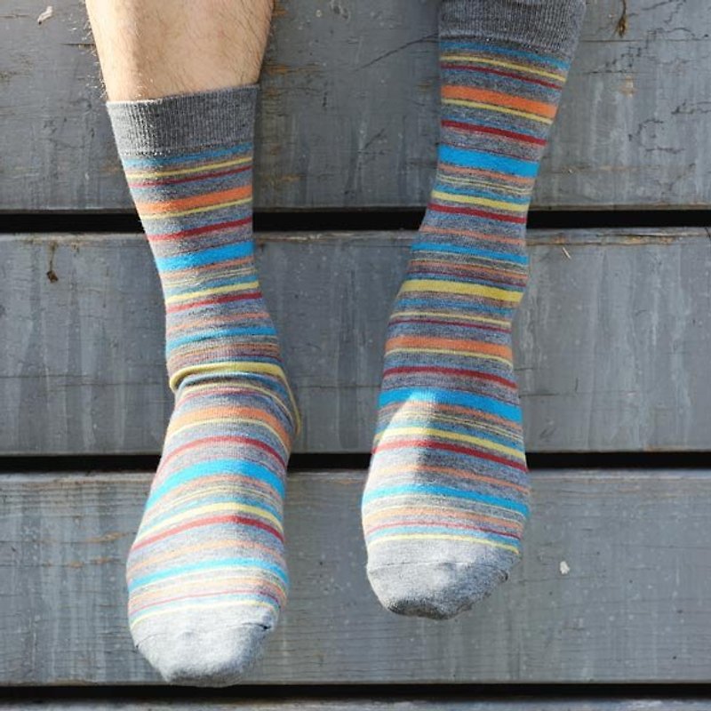 Lin Guoliang stripe gentleman socks fog gray - ถุงเท้าข้อกลาง - ผ้าฝ้าย/ผ้าลินิน สีเทา