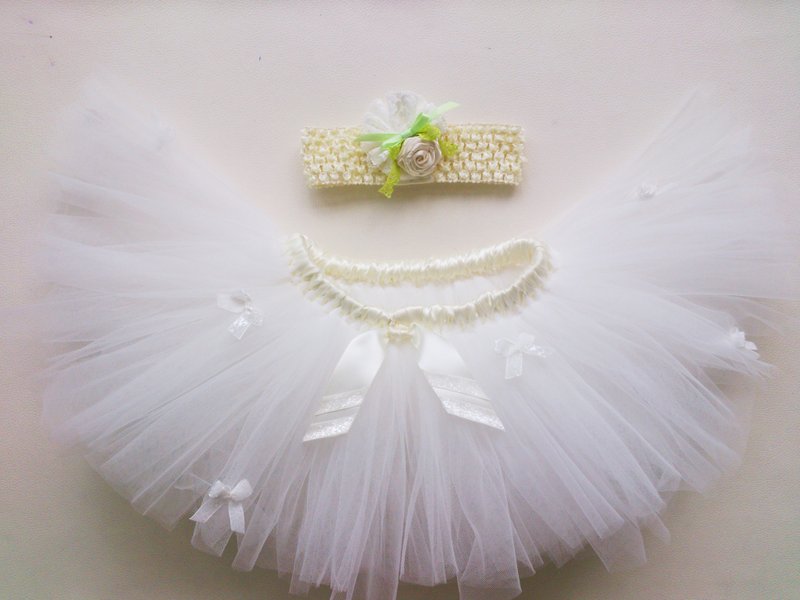 Oops！tutu【美式手工澎裙彌月生日禮盒-天使白玫瑰 】 - 其他 - 其他材質 白色