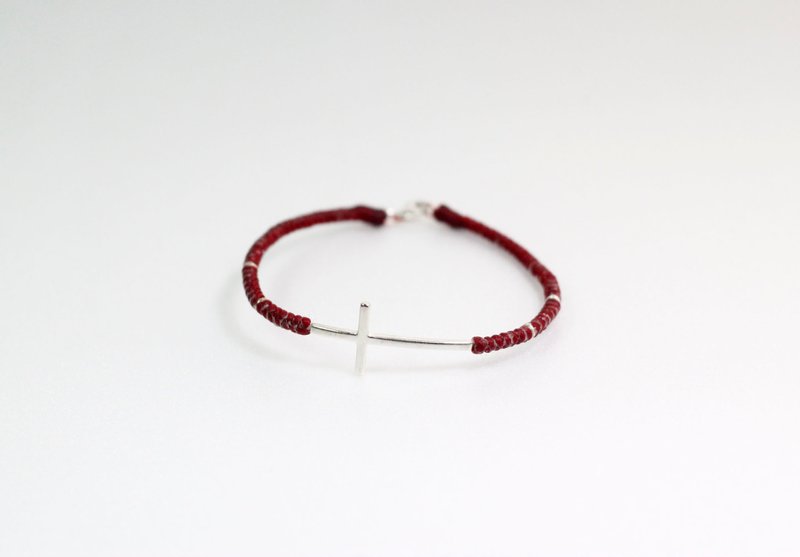TvT 925 sterling silver cross braided section - สร้อยข้อมือ - ผ้าฝ้าย/ผ้าลินิน สีแดง
