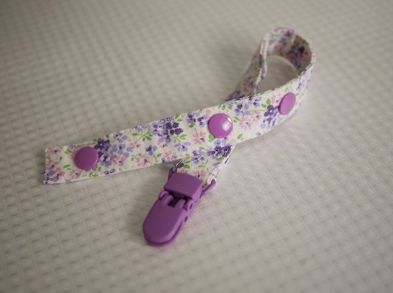 [Katie. C Katie. heart. Feel life] Mommy's little helper = adjustable pacifier chain = Monet garden - Bibs - Other Materials Purple