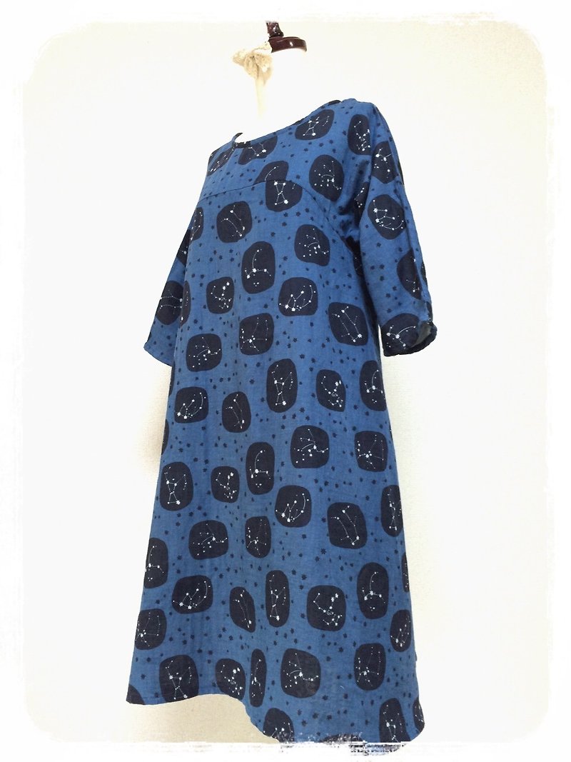 星座のワンピース：ふんわりダブルガーゼ：ネイビー - 洋裝/連身裙 - 棉．麻 藍色