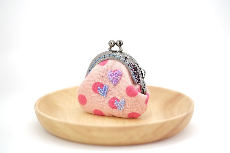 Glittering Hearts Tiny Kisslock Purse - Coin Purses - Thread 
