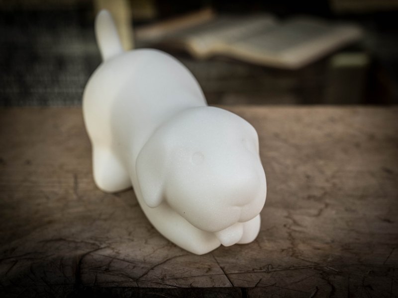 【癒しの置物 | オーナメント】親密なラブラドール - 犬型の石彫り - 置物 - 石 ホワイト