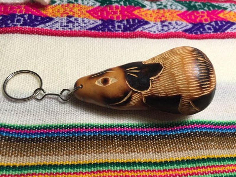 祕魯天然果實 手工雕刻 天竺鼠 吊飾 - 鑰匙圈/鑰匙包 - 其他材質 紅色