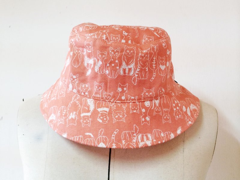 MaryWil Bucket Hat-Pink Cats - หมวก - วัสดุอื่นๆ สึชมพู