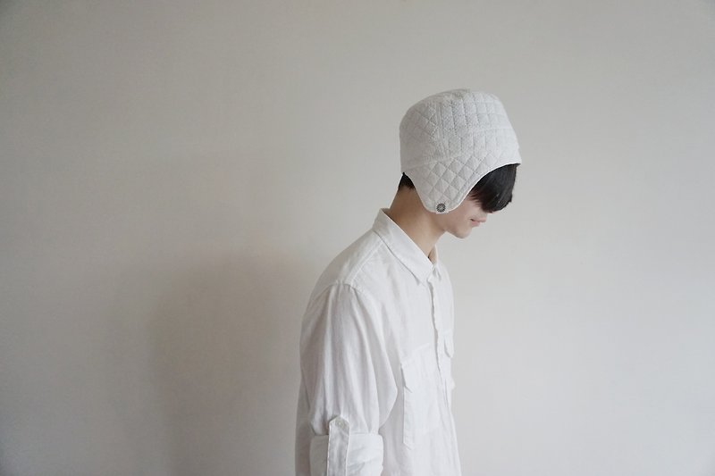 外星垂耳棉帽<中性-雙面> - 帽子 - 棉．麻 白色