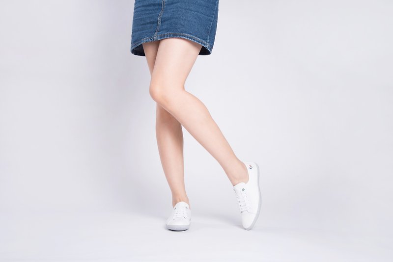 寶特瓶製休閒鞋  Lazy 經典版型   簡約白   女生款 - 女款休閒鞋 - 環保材質 白色