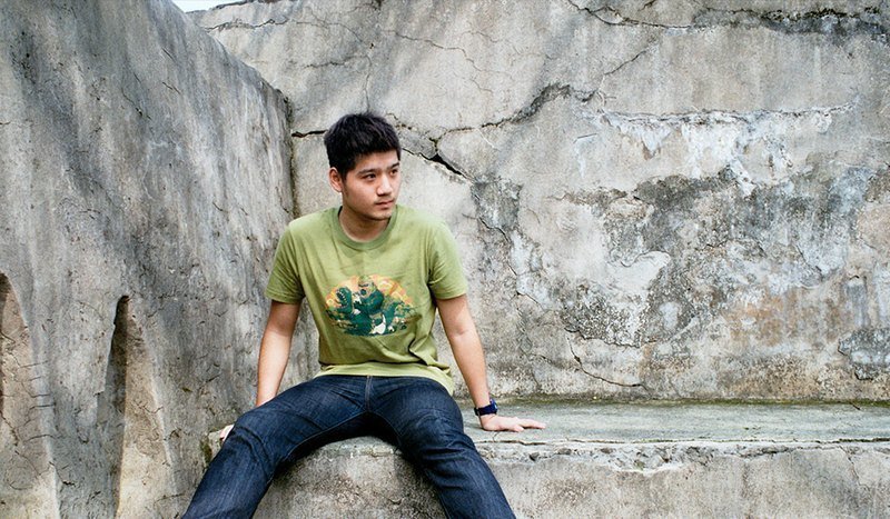 [ViewFinder T 恤] - Diamond Bar Association Long War - male models (only M S!) - เสื้อยืดผู้ชาย - ผ้าฝ้าย/ผ้าลินิน สีเขียว