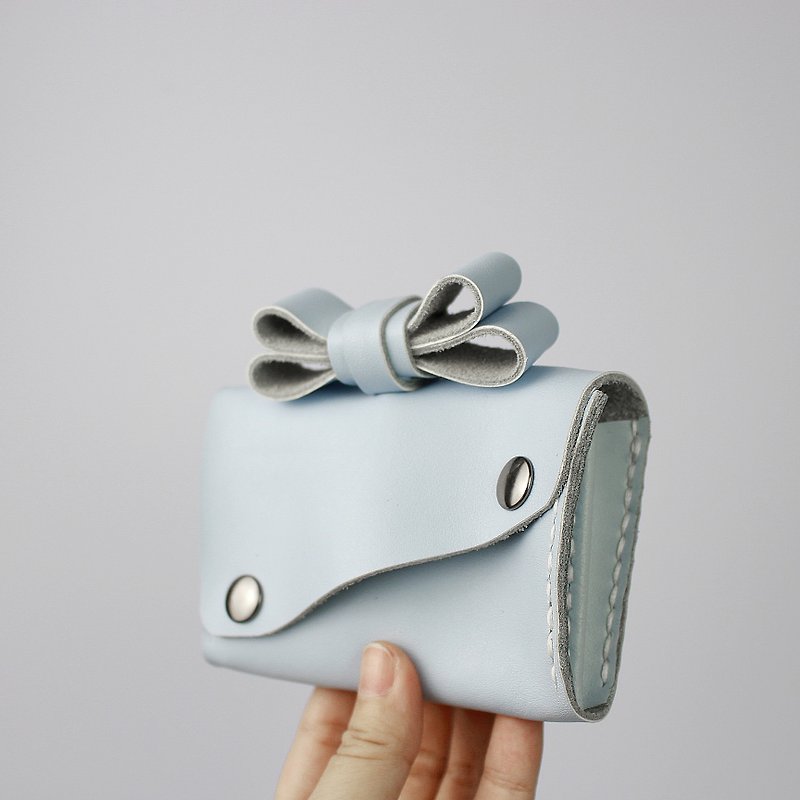 zemoneni 全手作 牛皮 零錢包 卡包 二合一 超大容量 裝飾結款 淺藍 - 長短皮夾/錢包 - 真皮 藍色
