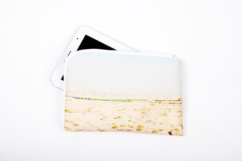 Israel Desert---Tablet PC Protective Case - กระเป๋าแล็ปท็อป - วัสดุอื่นๆ สีเหลือง