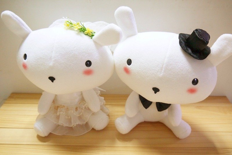 Bucute Wedding Dress Rabbit ~ Wedding Edition/Wedding Accessories/Exclusive Sale/Handmade/ - ตุ๊กตา - วัสดุอื่นๆ ขาว