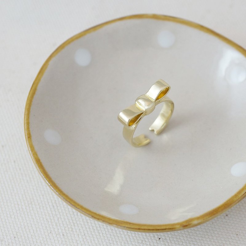 Ribbon Brass Ring - แหวนทั่วไป - ทองแดงทองเหลือง สีทอง