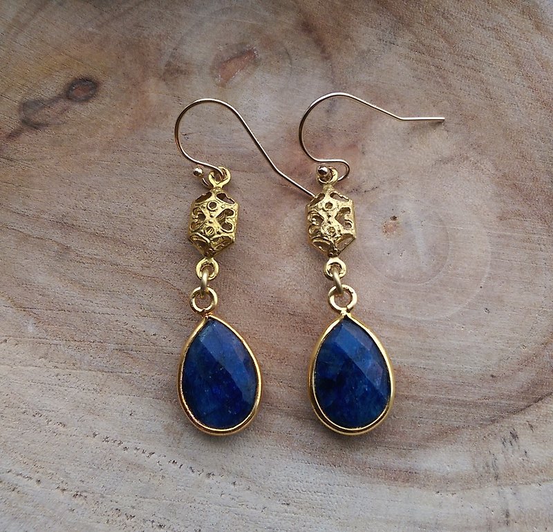 Lapis Lazuli青金石鏤空黃銅耳環