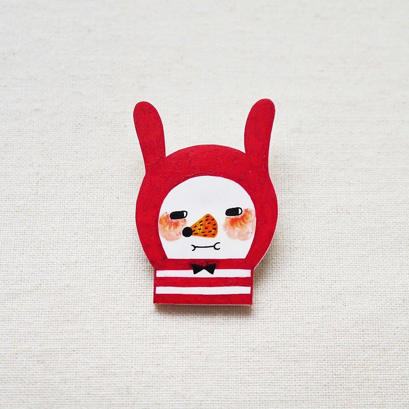 Tobi The Striped Rabbit - Handmade Shrink Plastic Brooch or Magnet - Wearable Art - Made to Order - เข็มกลัด - พลาสติก สีแดง