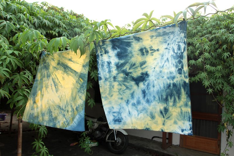 Aizen + gardenia cotton large square - Other - Other Materials Blue