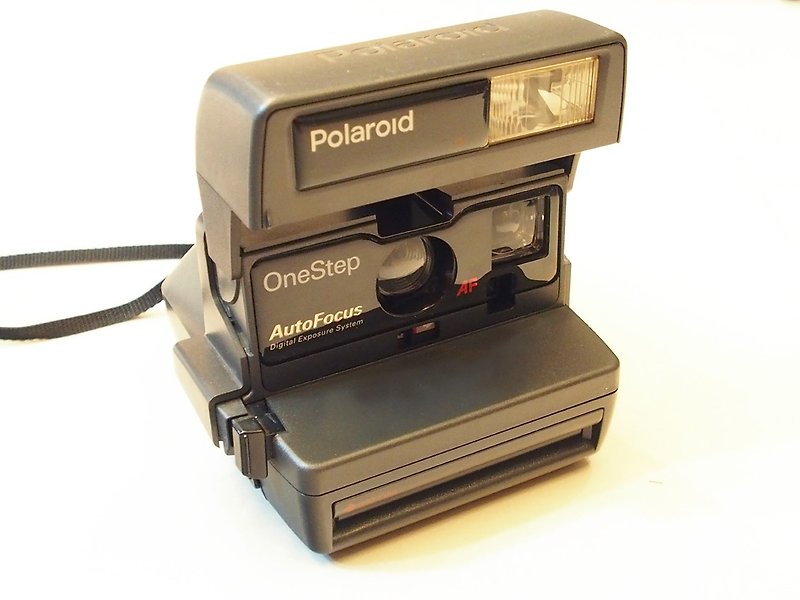 80's British Polaroid Camera Polaroid - ที่ใส่บัตรคล้องคอ - วัสดุอื่นๆ สีดำ