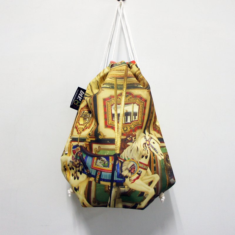 BLR ハンドメイドプリント巾着タイプリュック - Drawstring Bags - Other Materials Multicolor