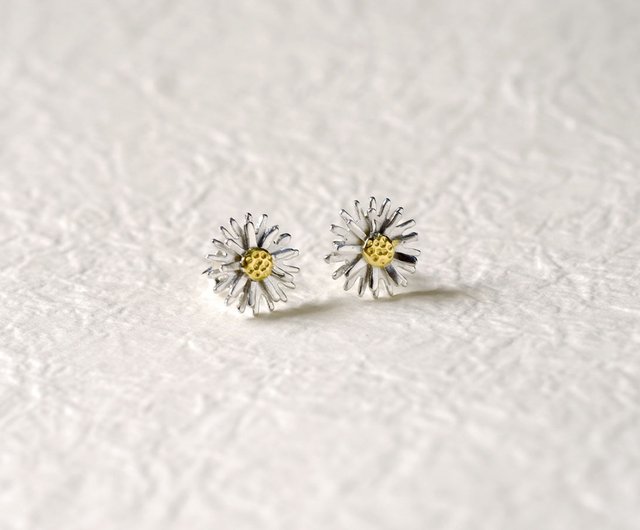 Cpercent:: コスモスの春(ピアス) - ショップ C percent Handmade Jewelry ピアス・イヤリング - Pinkoi