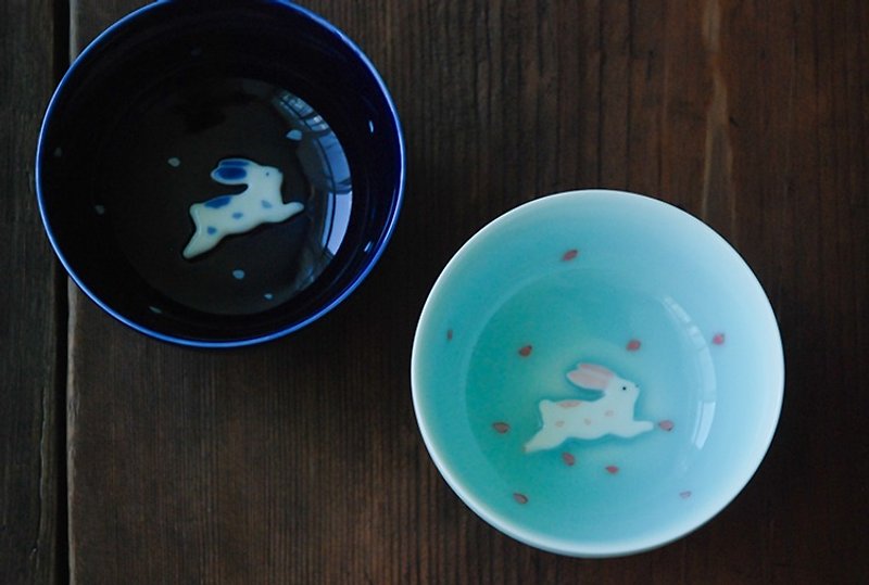 Three shallow ceramic | original design cherry rabbit (plus Ji blue powder blue rabbit rabbit one pair) rice bowl rice bowl newlywed couple creative birthday gift tableware - ถ้วยชาม - เครื่องลายคราม หลากหลายสี