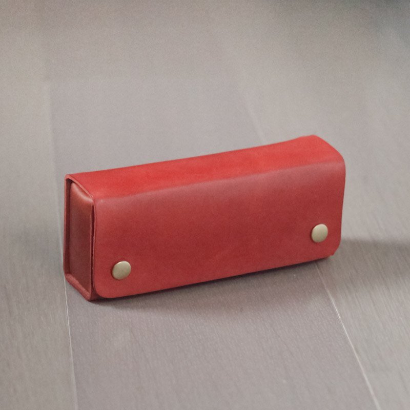 牛革製立体型ペンケース/メガネケース 赤 - ペンケース・筆箱 - 革 レッド