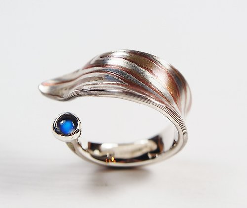 元素47金屬工藝工作室 木目金戒指 (銀銅材質) 客製 木紋金 Mokume Gane 藍暈月光石