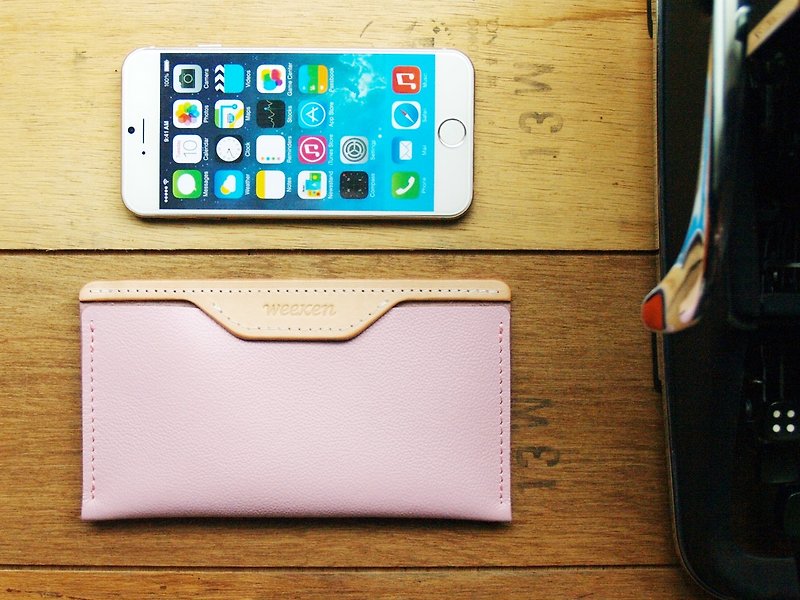 iPhone 13mini/SE3  Pink Ballet 手工真皮手機殼套 (客製化刻印) - 手拿包 - 真皮 粉紅色