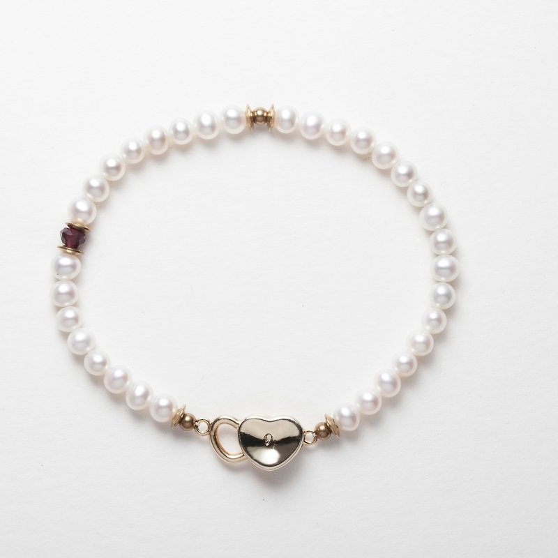 Fall in Love Bracelet - Bracelets - Gemstone White