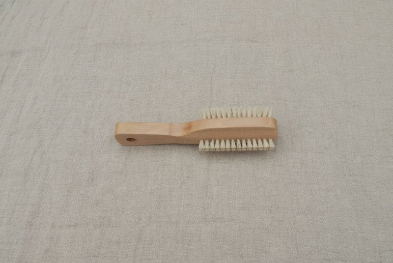 Taiwan's old shop small sided bristle clothes brush - อื่นๆ - วัสดุอื่นๆ สีกากี