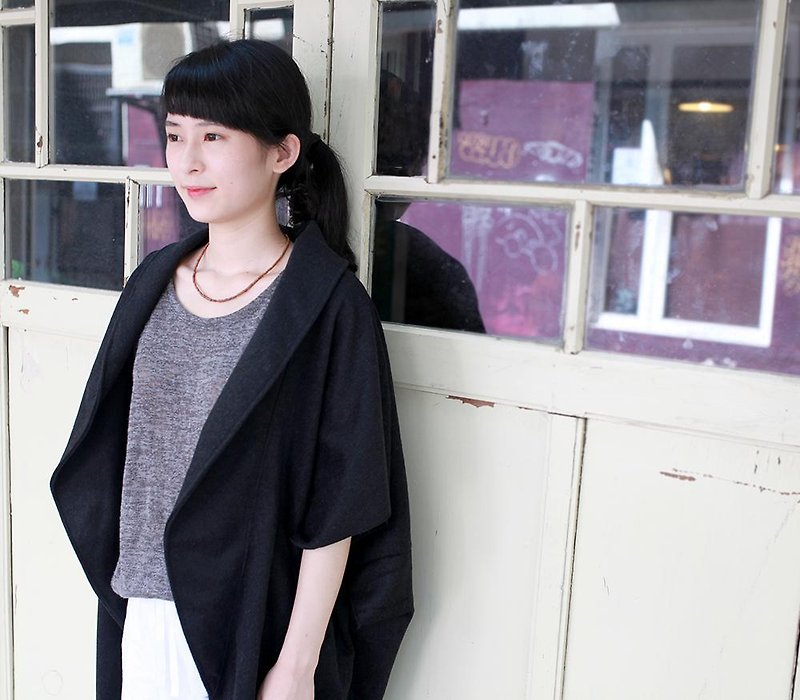 OMAKE 不規則剪裁風衣外套（黑） - Women's Casual & Functional Jackets - Other Materials Black