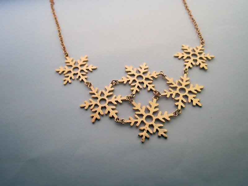 Snowflakes (k gold plated necklace) - C percent handmade jewelry - สร้อยคอ - โลหะ สีทอง