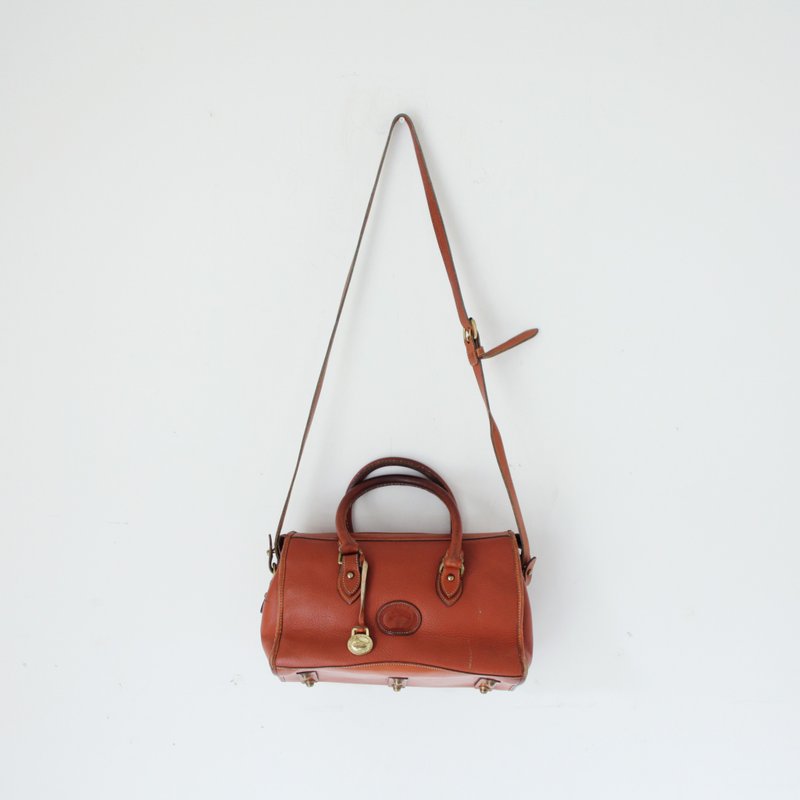 A ROOM MODEL - VINTAGE, BC-2271 DOONEY &amp; BOURKE portable small square package - Messenger Bags & Sling Bags - Genuine Leather Brown