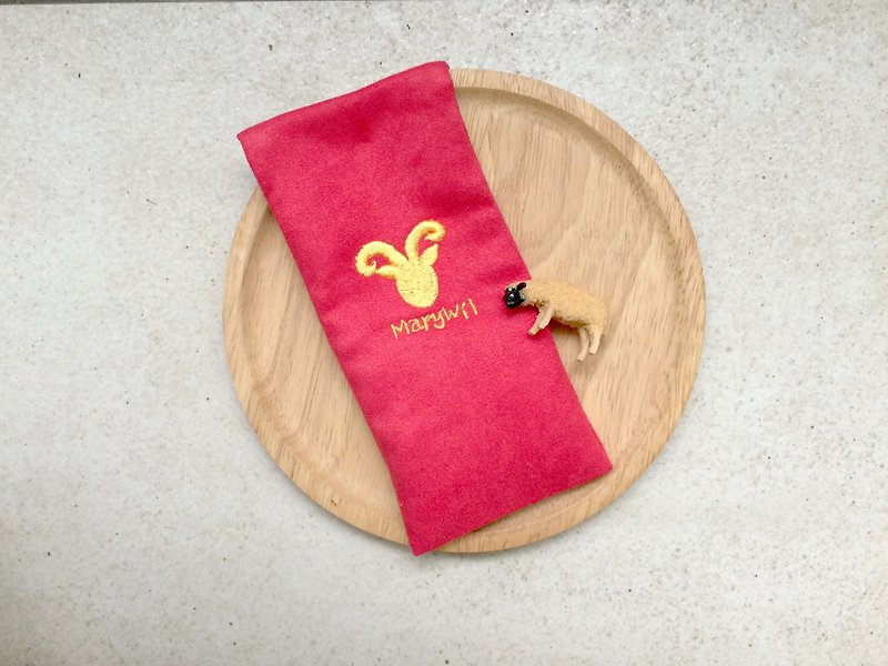 MaryWil恭喜發財新年黃金小羊麂皮紅包袋 - อื่นๆ - วัสดุอื่นๆ สีแดง