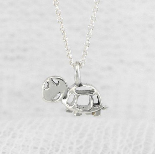 PET - Little Smiling Turtle Necklace