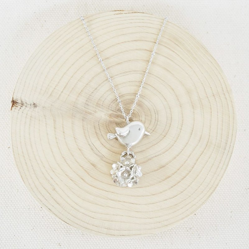 Bird with Hydrangea Necklace, Handmade 925 sterling silver Necklace Jewelry - Necklaces - Sterling Silver Silver