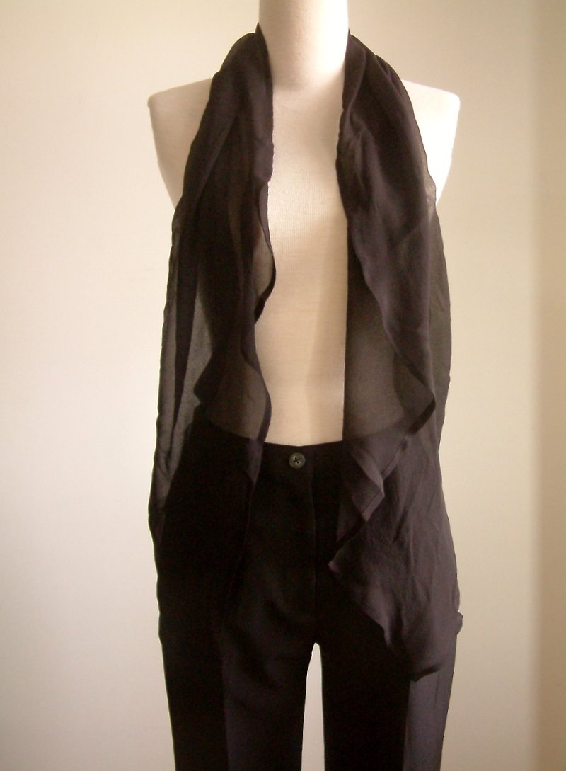 Scarf vest-black - เสื้อกั๊กผู้หญิง - วัสดุอื่นๆ สีดำ