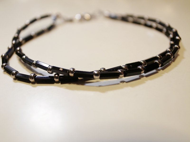 Black Georgina Personalized Double Chain Bracelet - สร้อยข้อมือ - วัสดุอื่นๆ สีดำ