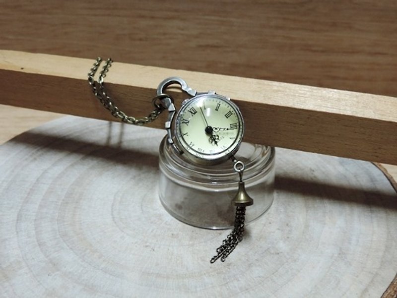 復古懷錶 ‧ 羅馬風格 - นาฬิกาผู้หญิง - โลหะ 