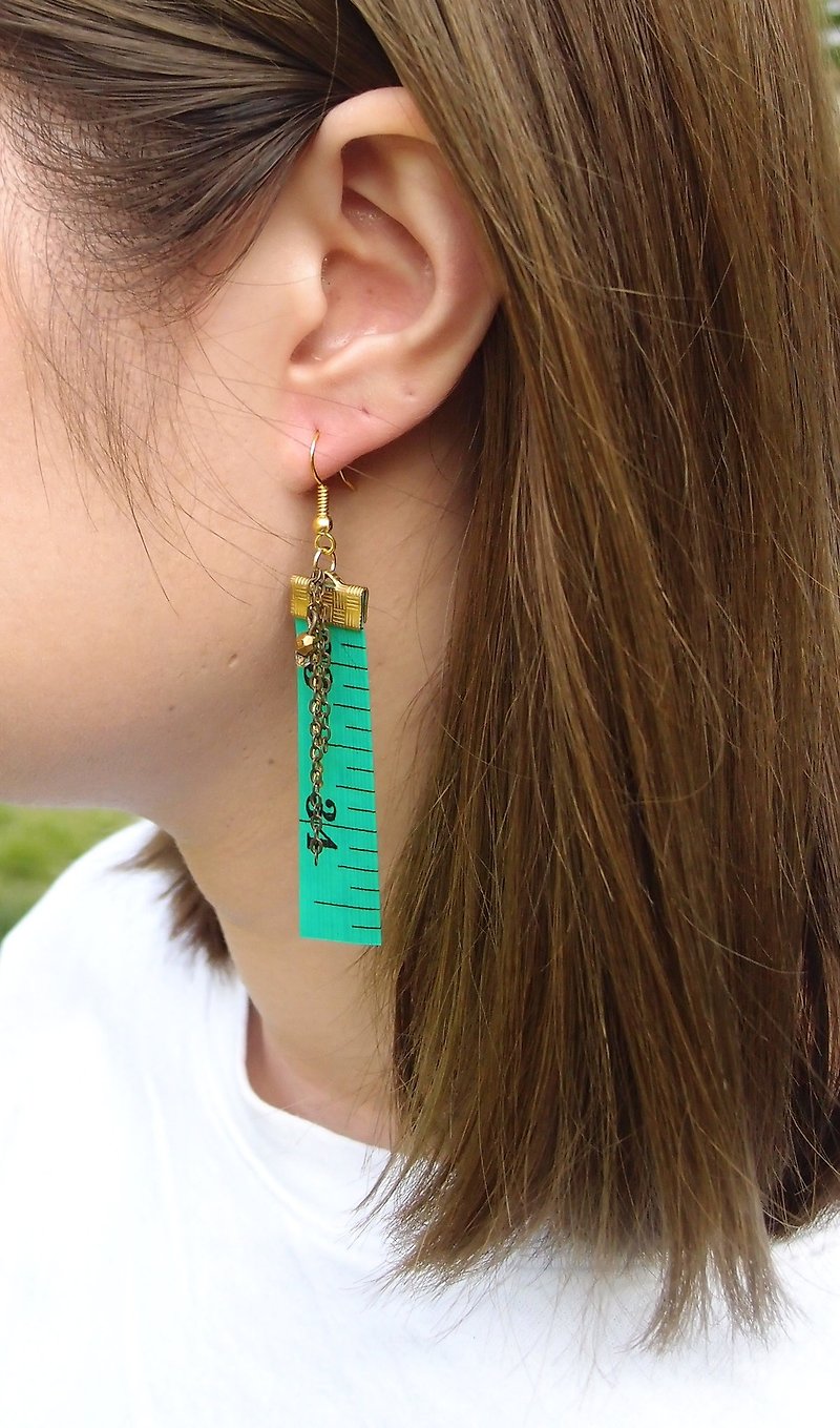 Inch Earrings| Tape measure earrings (Long) | Green - ต่างหู - โลหะ สีเขียว