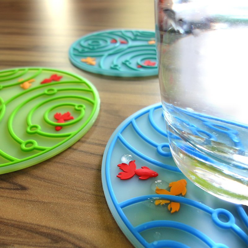 Kalo Pool Goldfish Cup Mat - Coasters - Silicone Multicolor